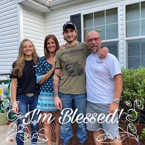 Meet your Posher, Holly